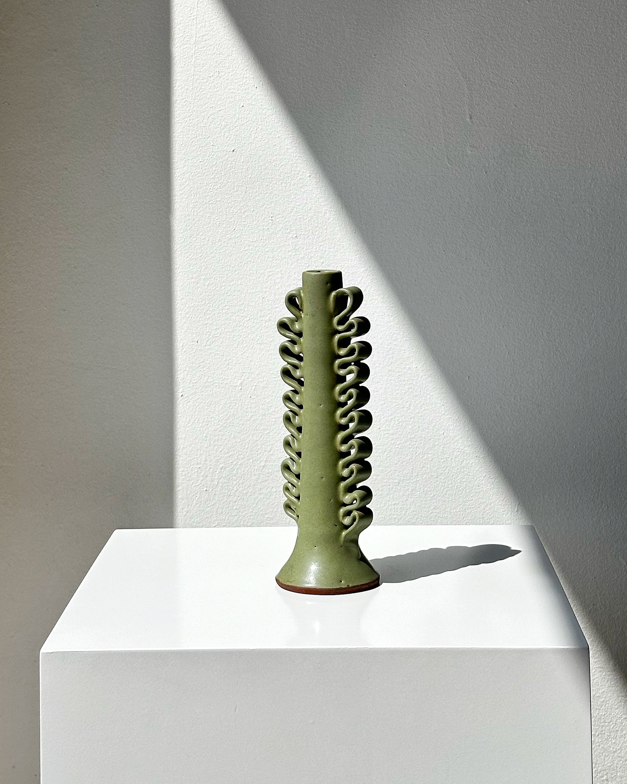 CANDELABRO RIBETE VERDE OLIVA