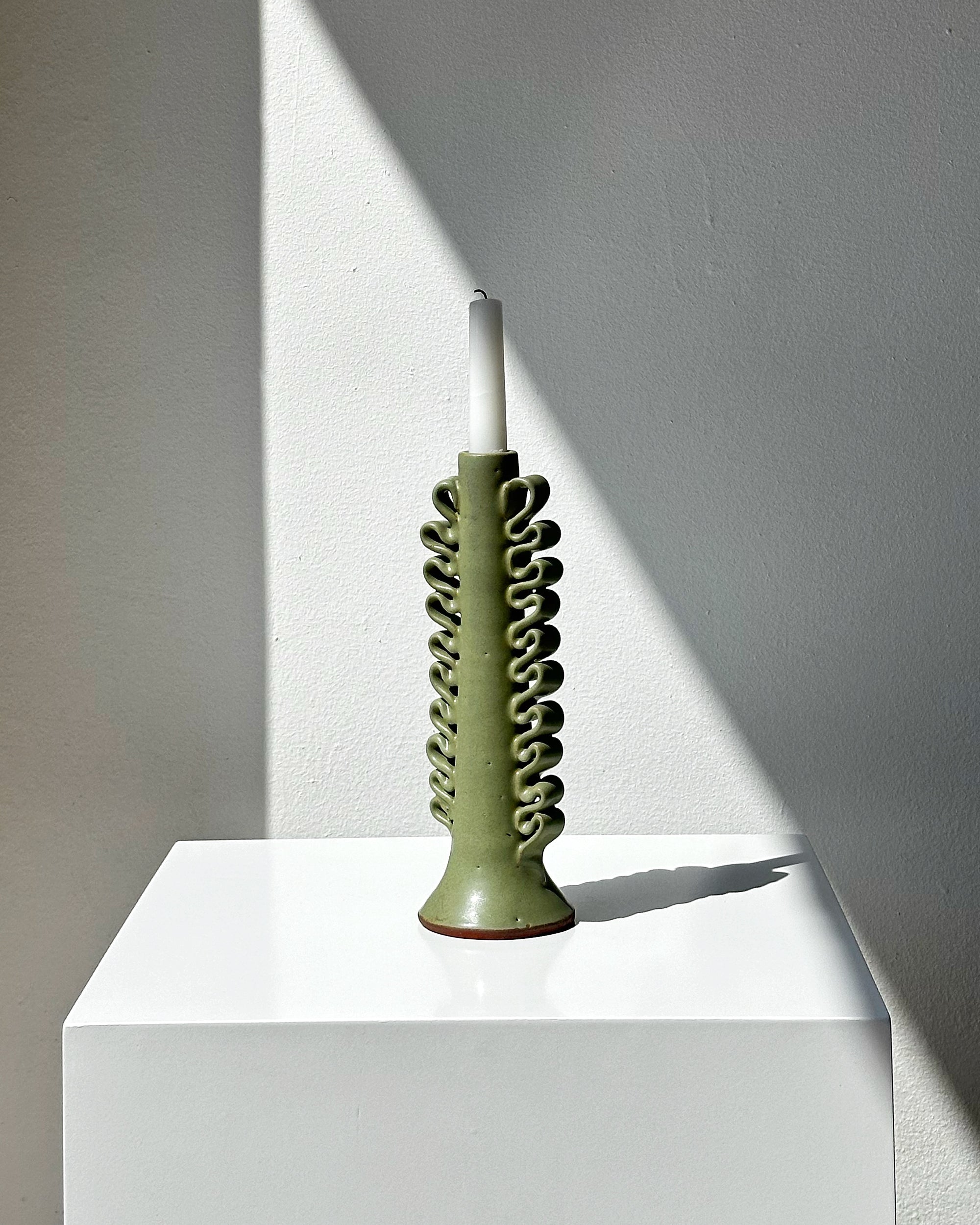 CANDELABRO RIBETE VERDE OLIVA