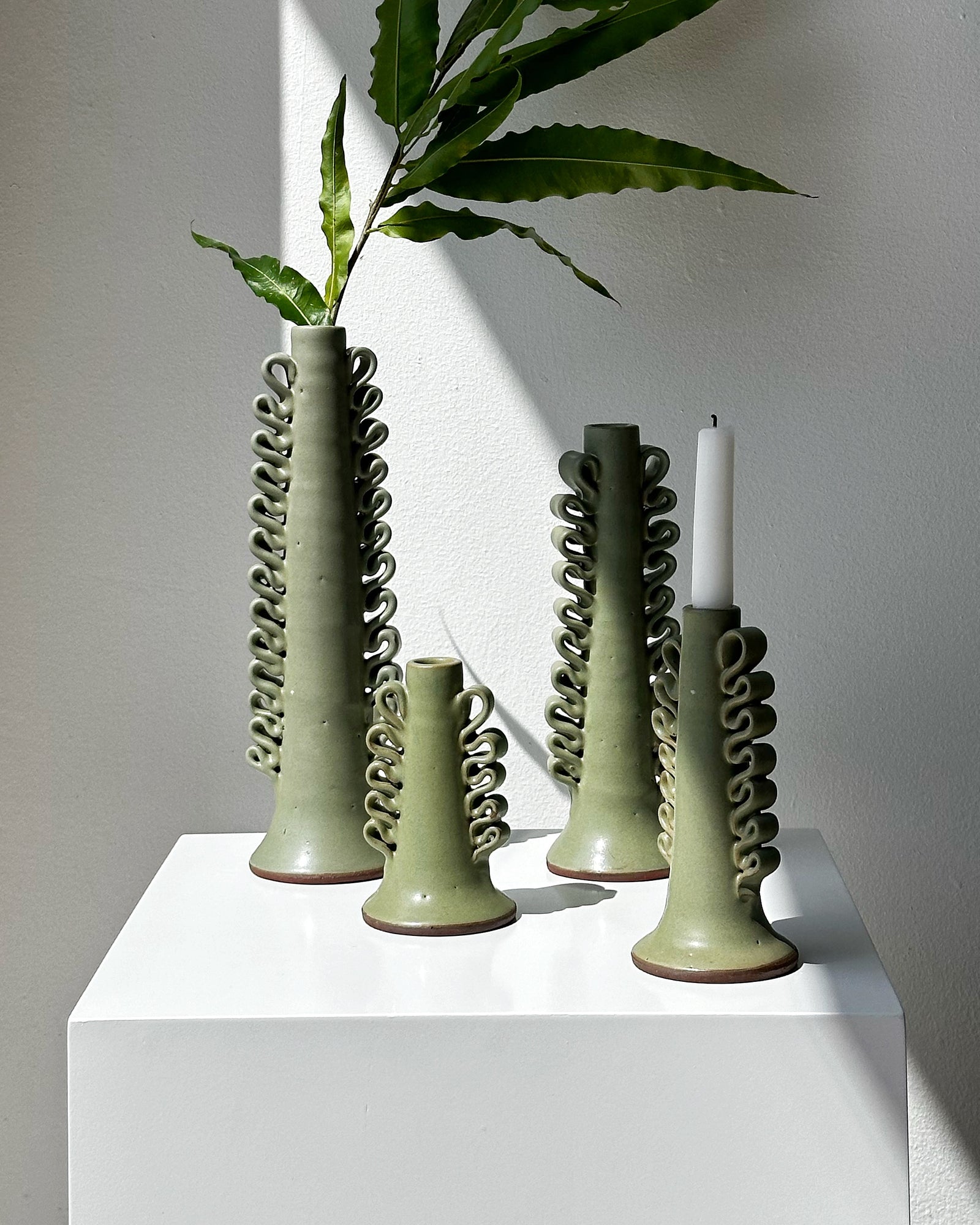 CANDELABRO RIBETE VERDE OLIVA