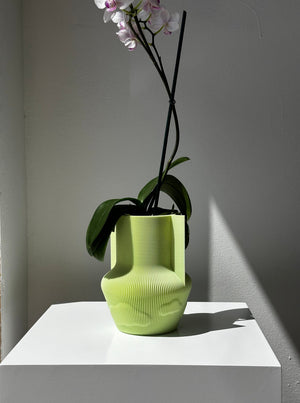 CLOUD VASE BY UAU PROJECT YELLOW WITH ORCHID