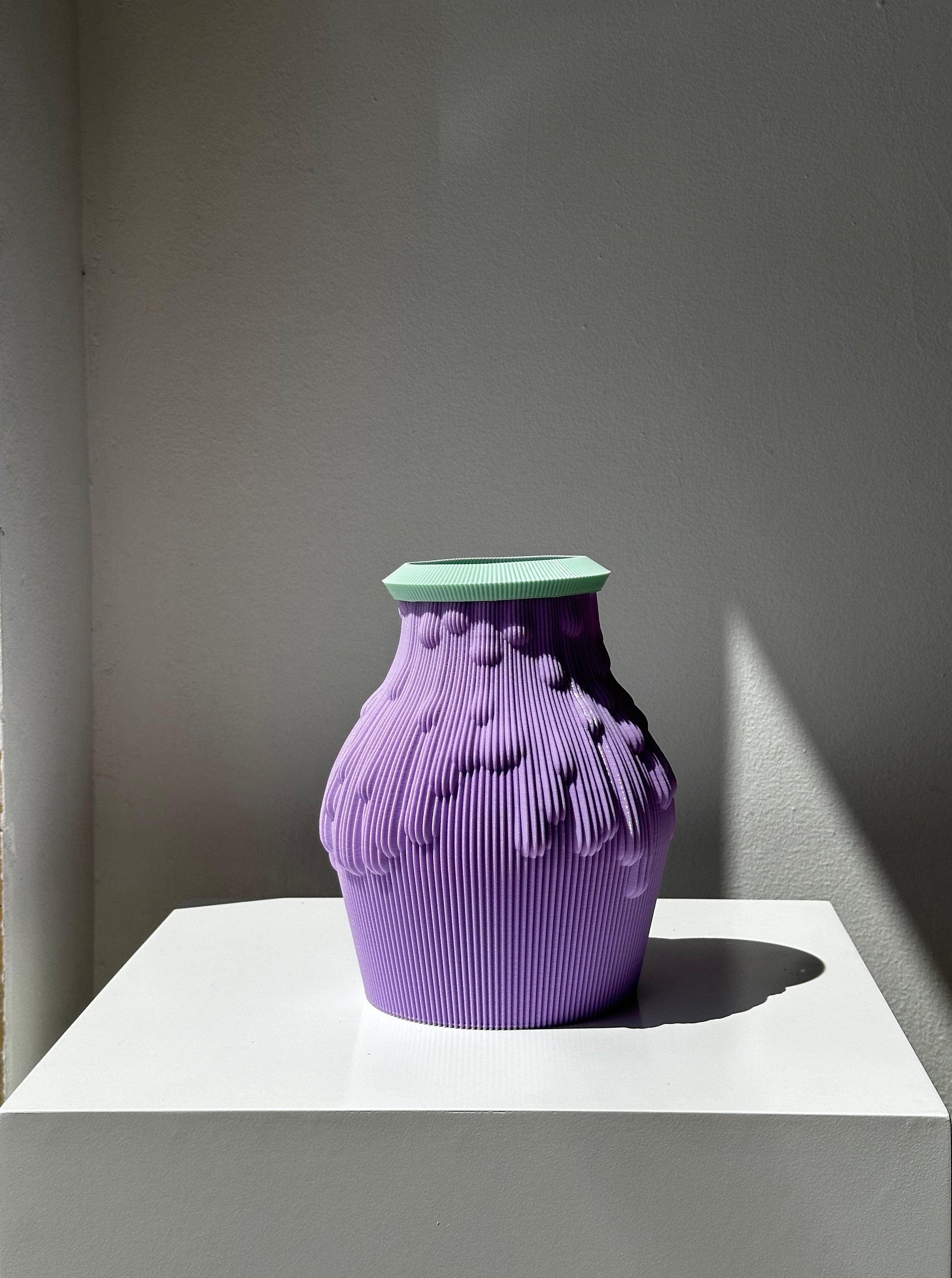 DRIPPY VASE BY UAU PROJECT WHISTERIA PURPLE 