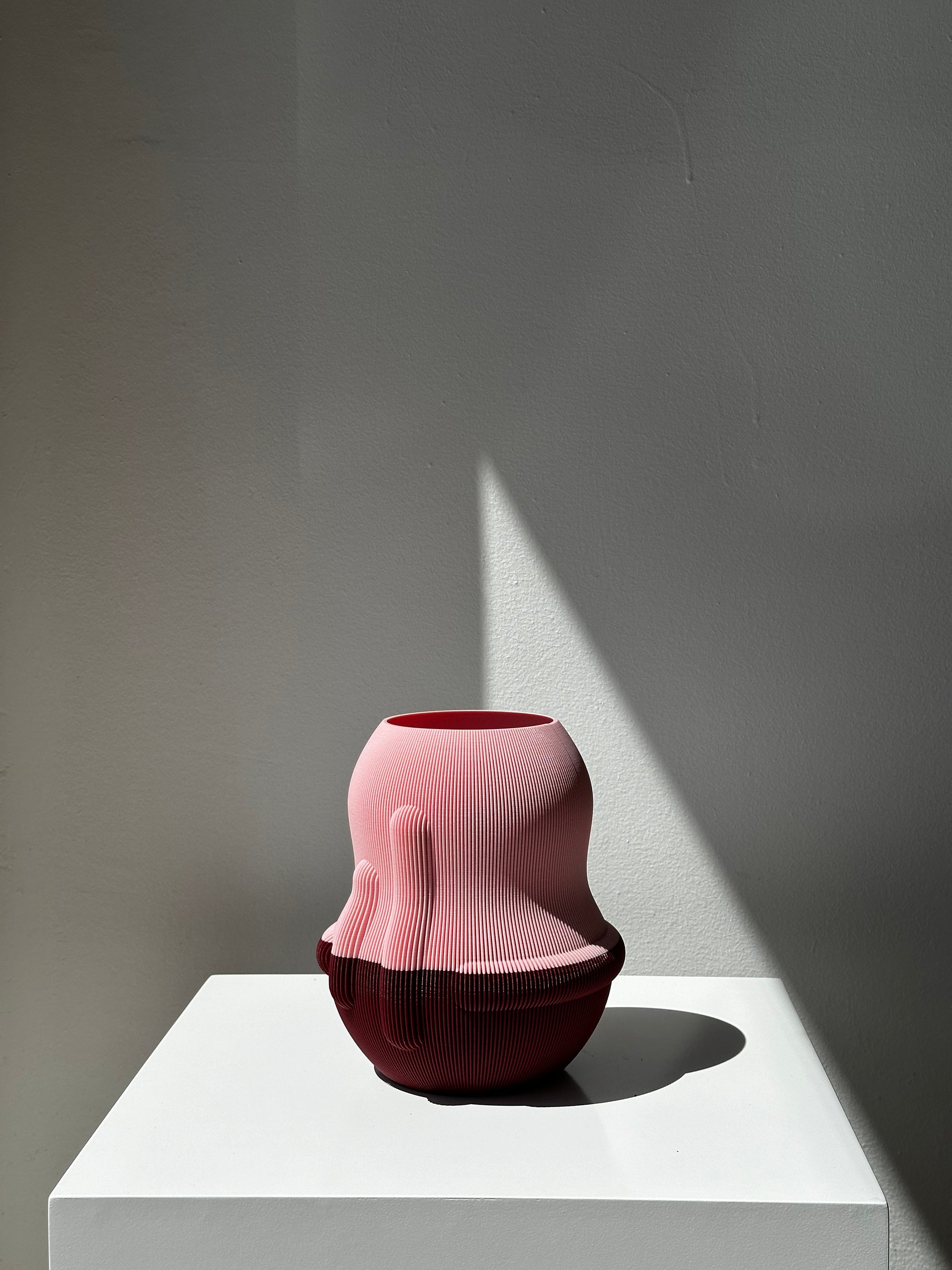 EGGPLANT VASE BY UAU PROJECT ANTIQUE PINK AND BORDEAUX