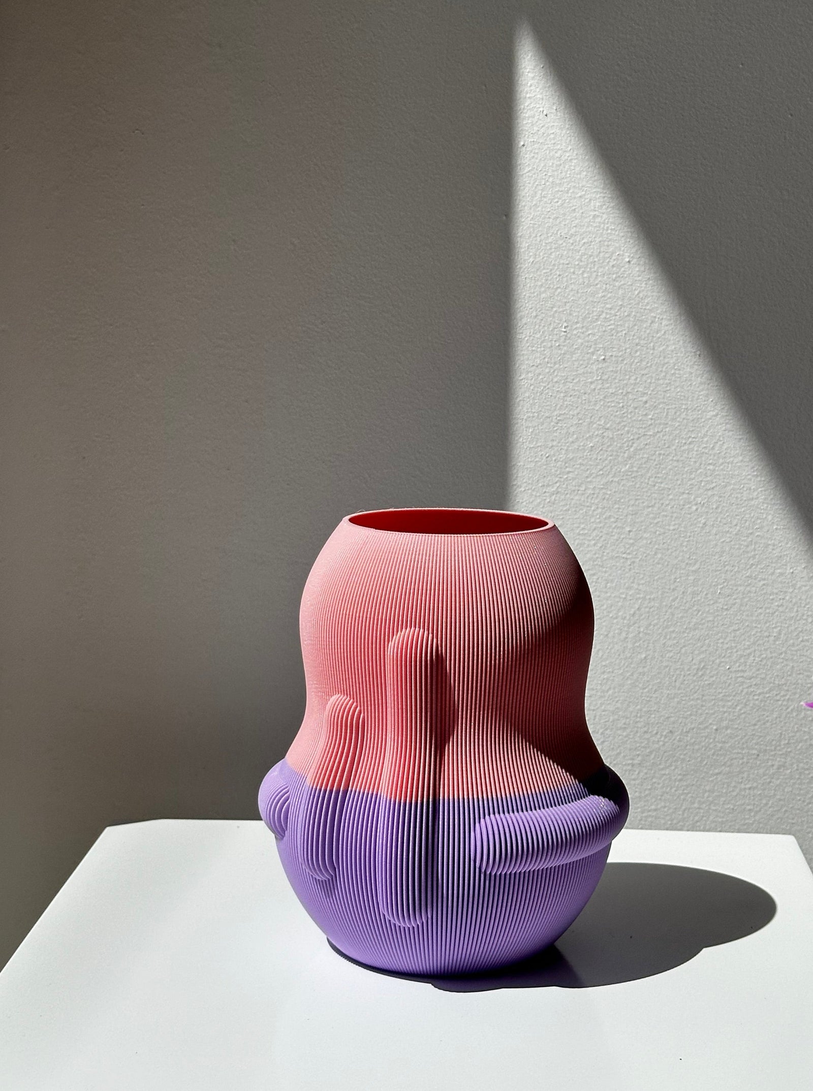 EGGPLANT VASE BY UAU PROJECT ANTIQUE PINK AND WHISTERIA PURPLE