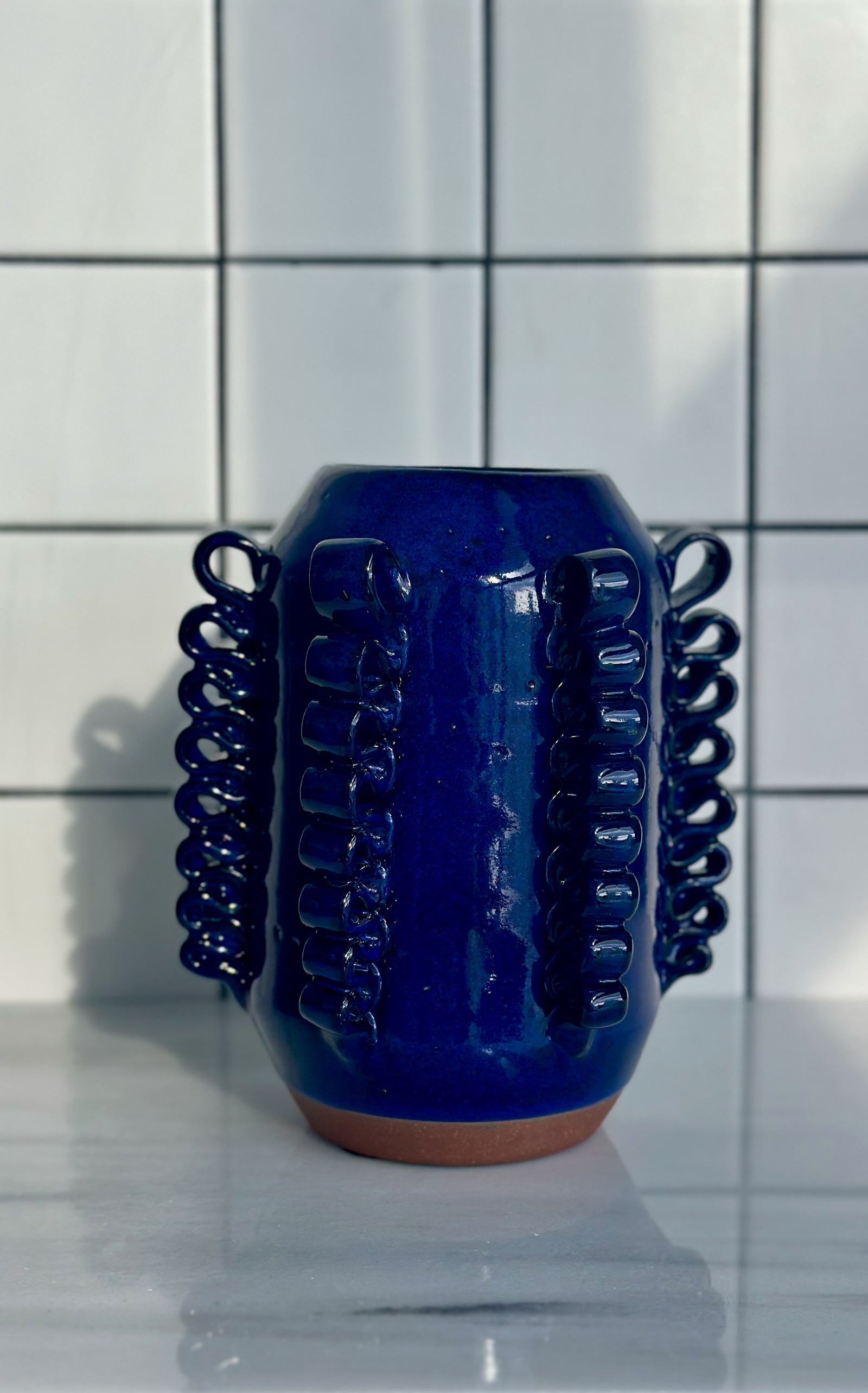 LOLA VASE D CHICO de Perla Valtierra