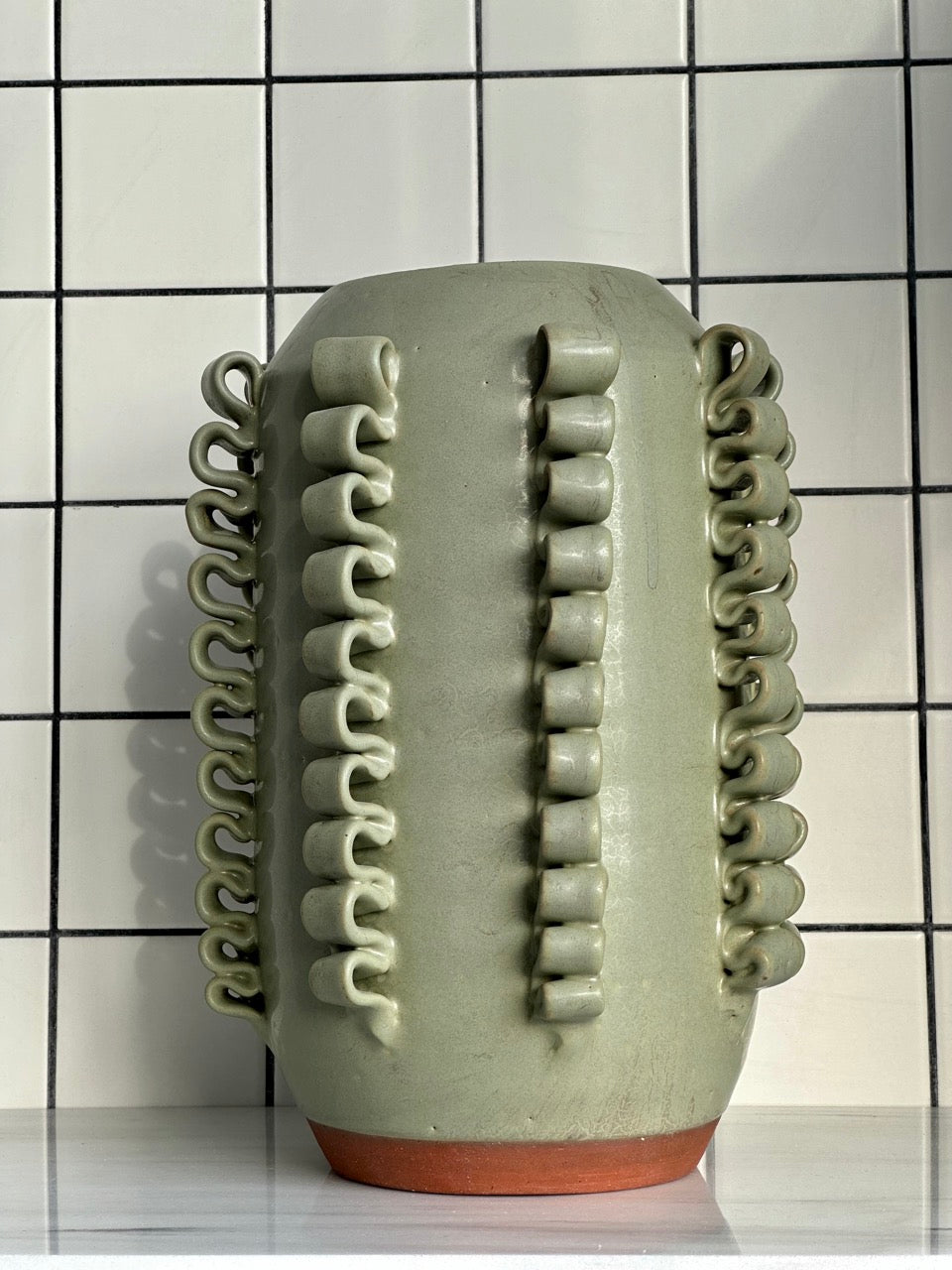 LOLA VASE D GRANDE de Perla Valtierra