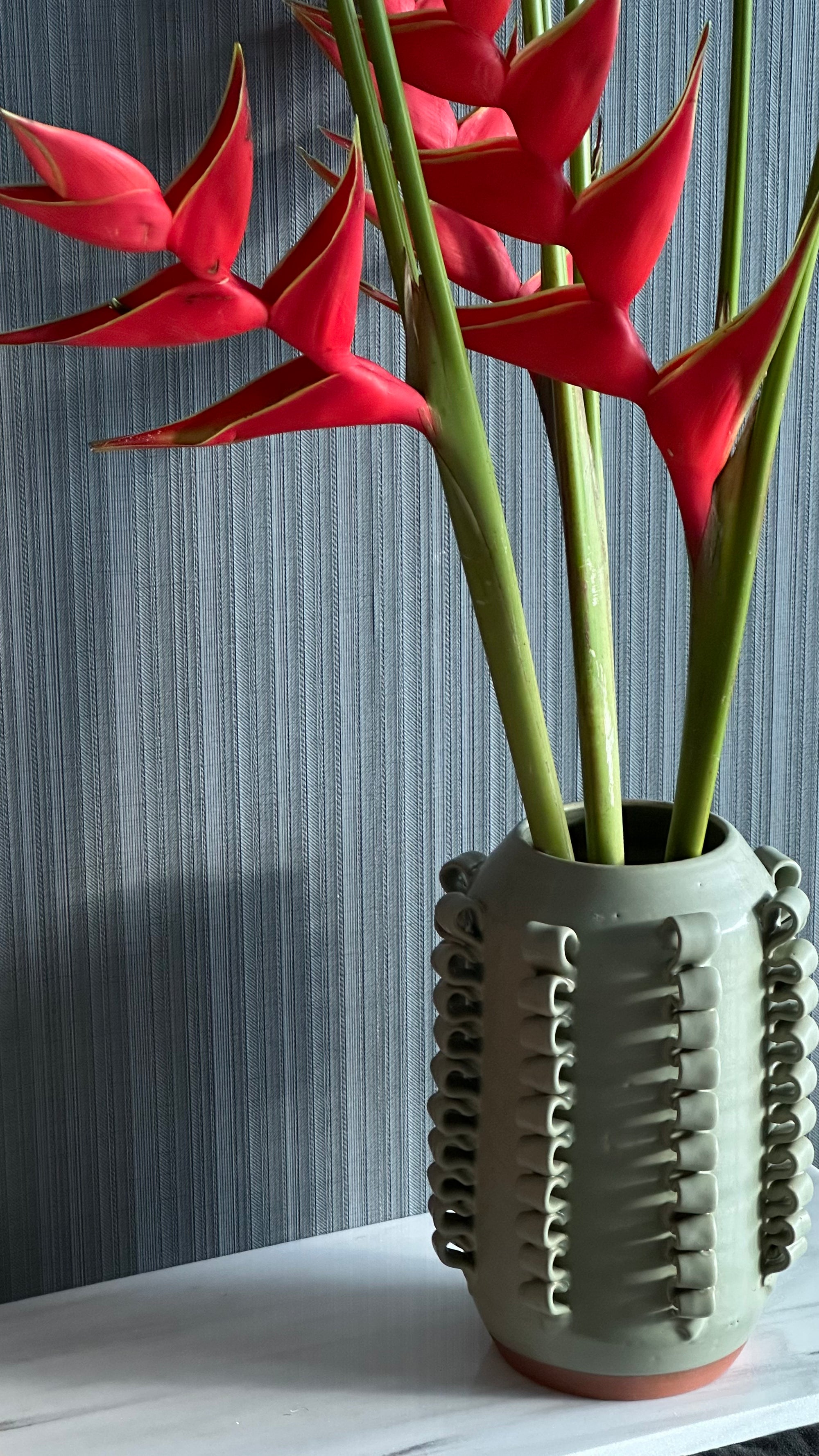 LOLA VASE D GRANDE de Perla Valtierra