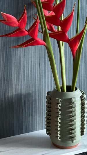 LOLA VASE D GRANDE de Perla Valtierra
