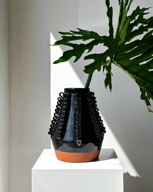 LOLA VASE B GRANDE de Perla Valtierra
