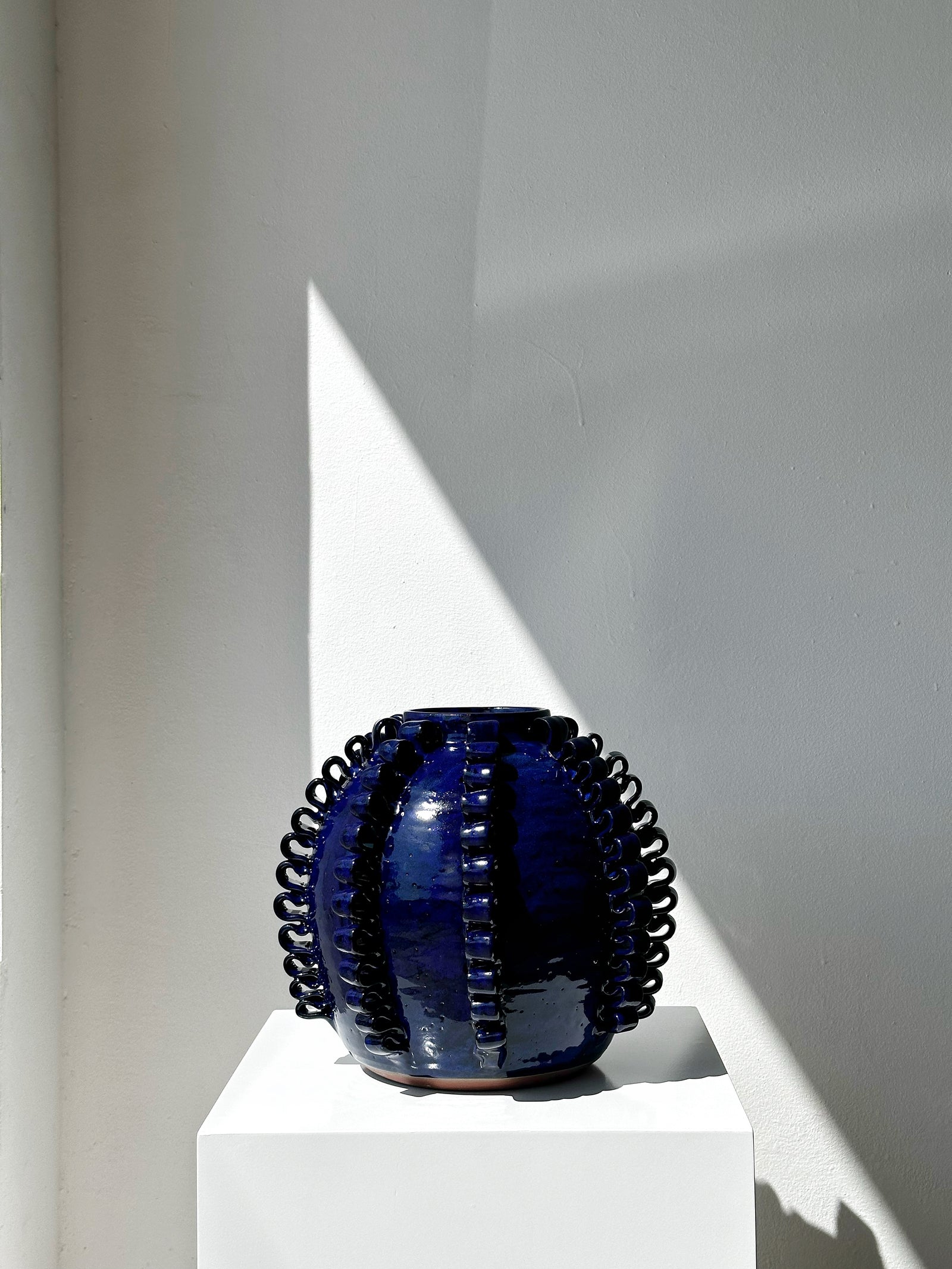 LOLA VASE E GRANDE de Perla Valtierra