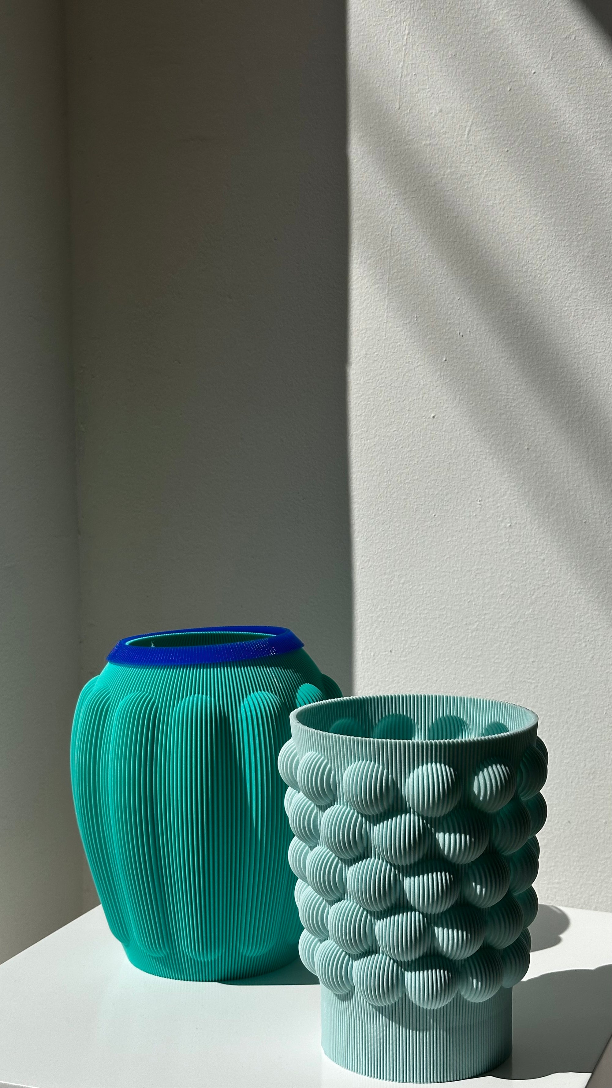 L VASE 03 de UAU Project