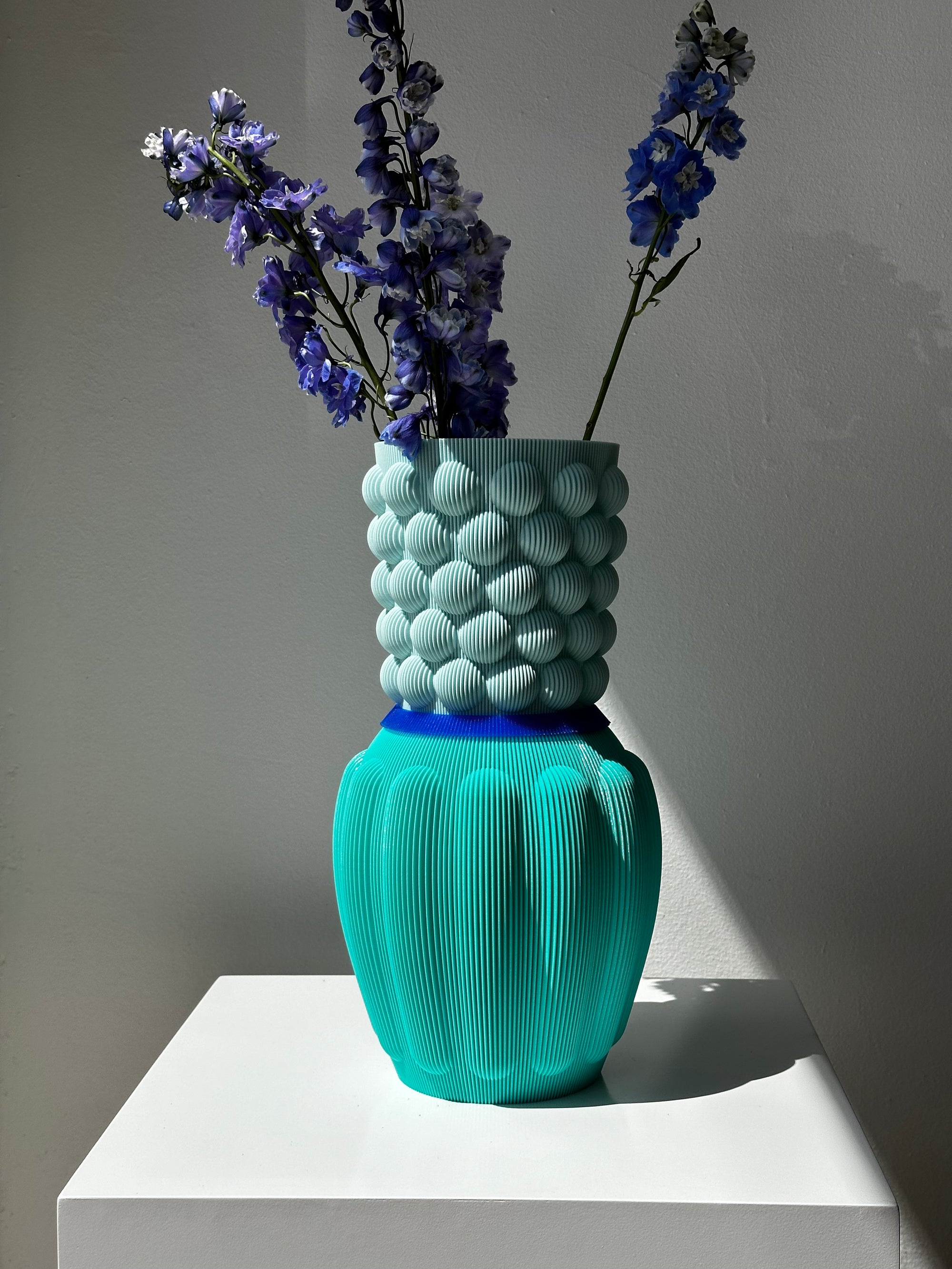 L VASE 03 de UAU Project