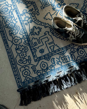 MAGIC CARPET